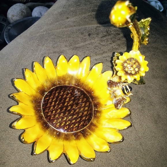 Sunflower Trinket Dish 2025
